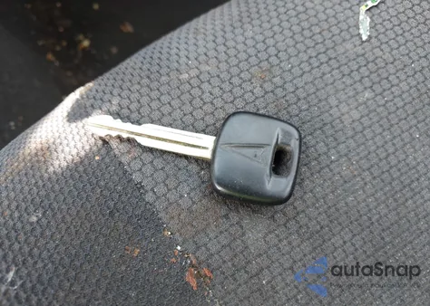 2008 Pontiac Vibe from USA, damaged, VIN 5Y2SL658X8Z423466